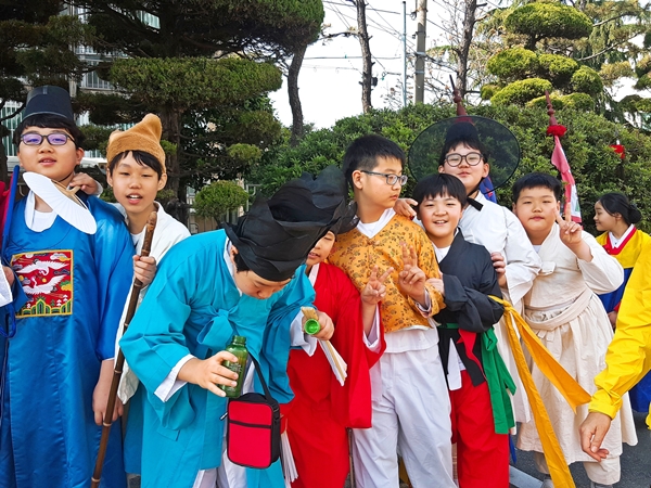 2018 광안리어방축제 경상좌수사 행렬 참가 상세보기